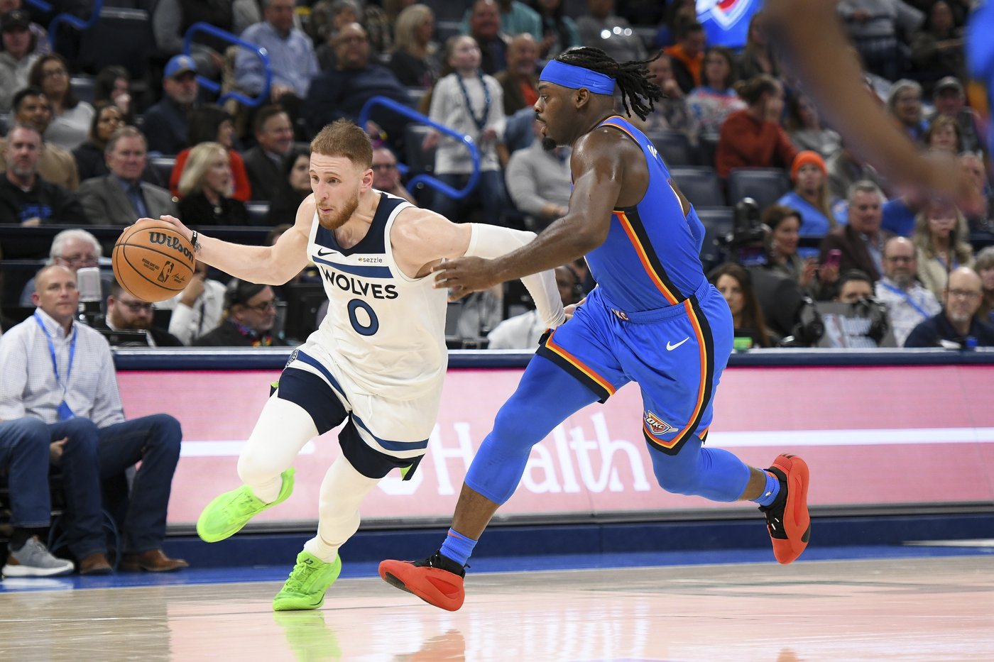 Gilgeous-Alexander scores 40 to lead Thunder past Timberwolves 113-105 | iNFOnews.ca Gilgeous-Alexander scores 40 to lead Thunder past Timberwolves 113-105 | iNFOnews.ca