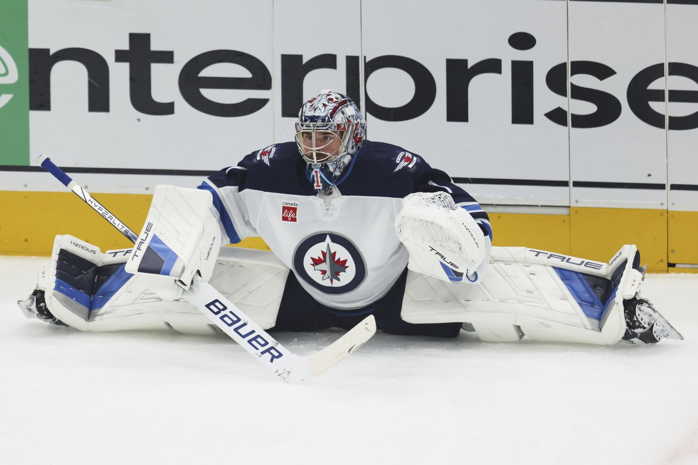 Winnipeg Jets goalie Eric Comrie to tee it up at Manitoba Open later this month | iNFOnews.ca Winnipeg Jets goalie Eric Comrie to tee it up at Manitoba Open later this month | iNFOnews.ca