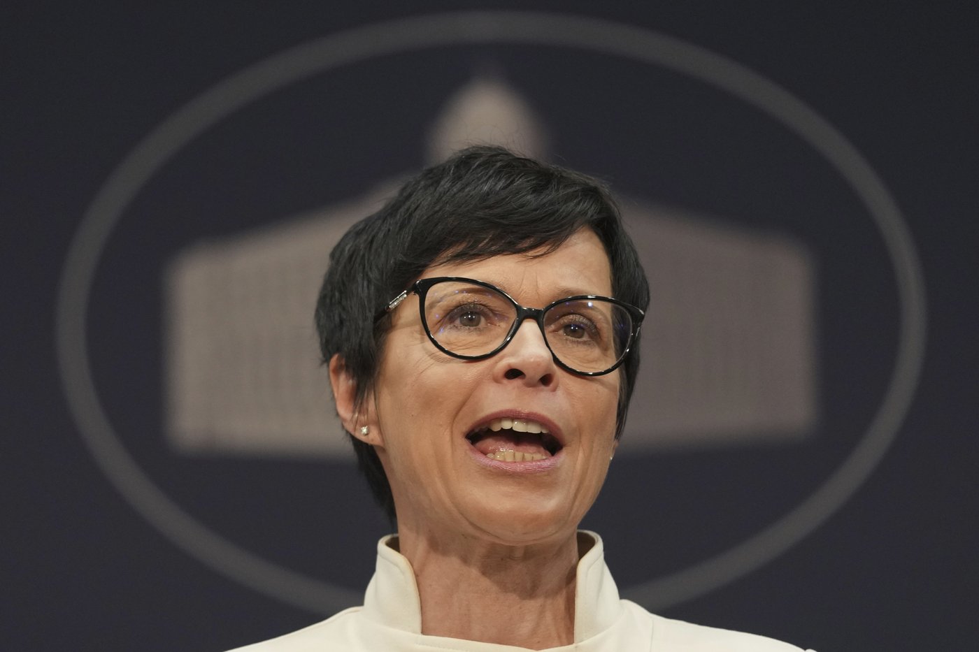 EU enlargement commissioner urges Serbia to push forward reform, says protesting citizens want same | iNFOnews.ca EU enlargement commissioner urges Serbia to push forward reform, says protesting citizens want same | iNFOnews.ca