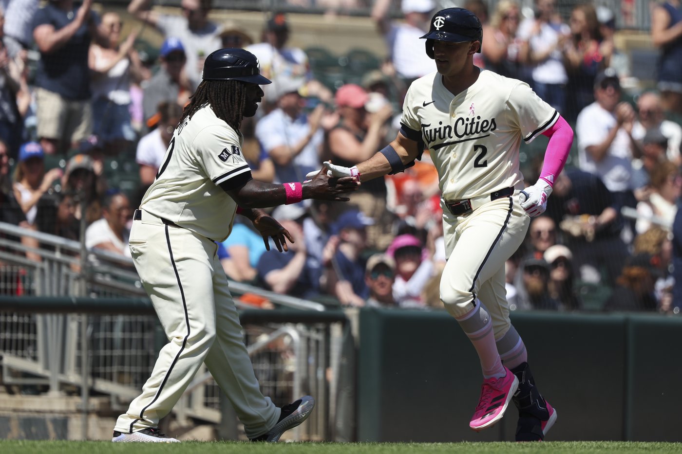 Twins win 8th straight, beating Giants 7-6 on Keirsey's RBI single in 10th | iNFOnews.ca Twins win 8th straight, beating Giants 7-6 on Keirsey's RBI single in 10th | iNFOnews.ca