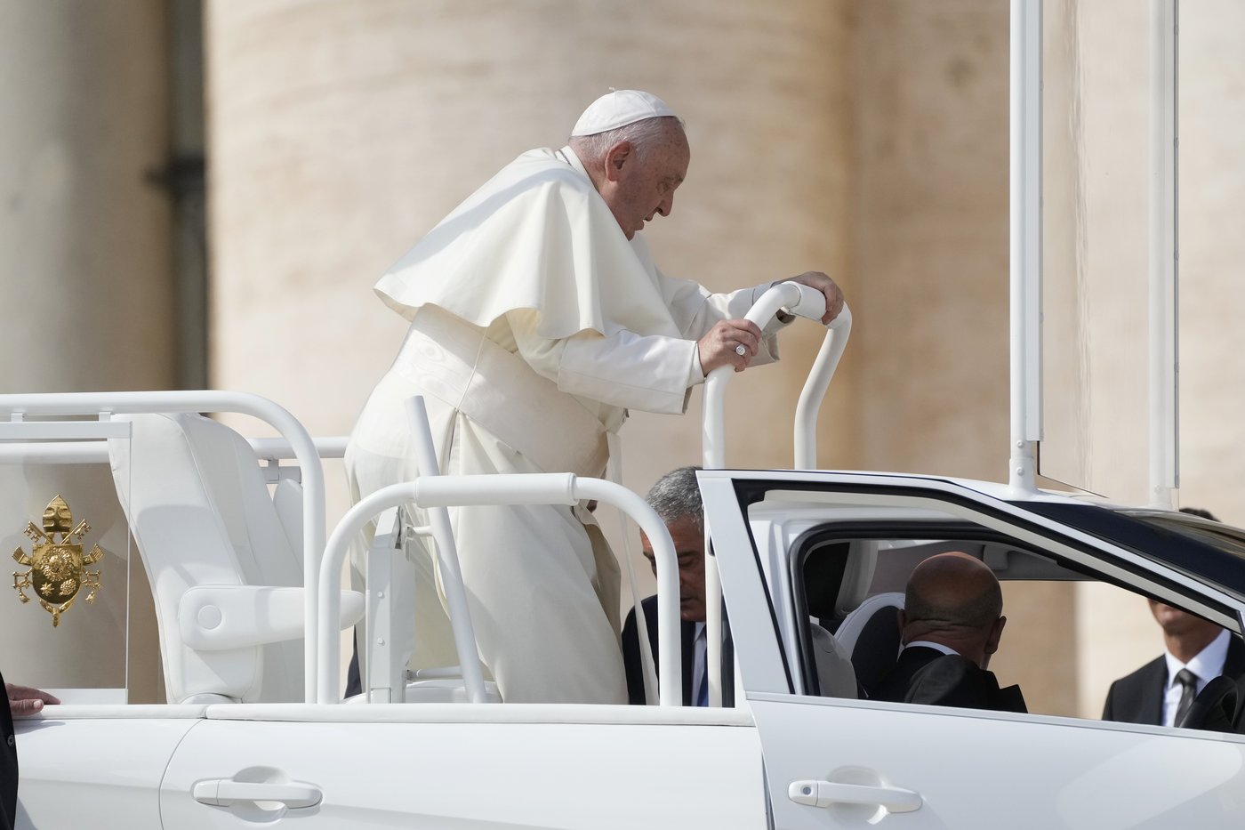 Pope Francis heads for Luxembourg and Belgium on a trip to a dwindling flock | iNFOnews.ca