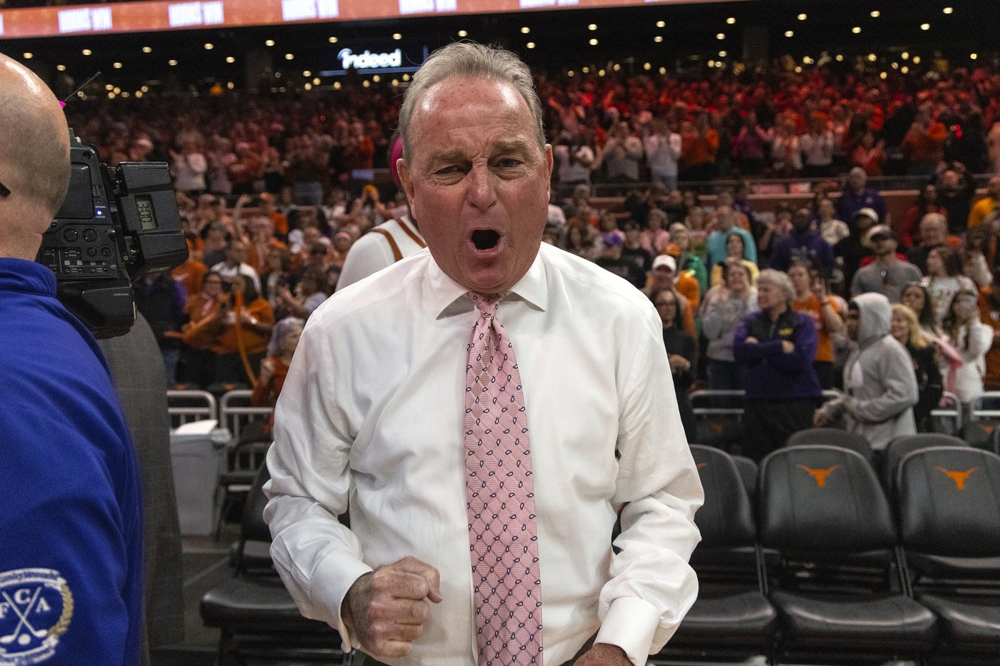 Texas regents give women's basketball coach Schaefer 3-year contract extension | iNFOnews.ca