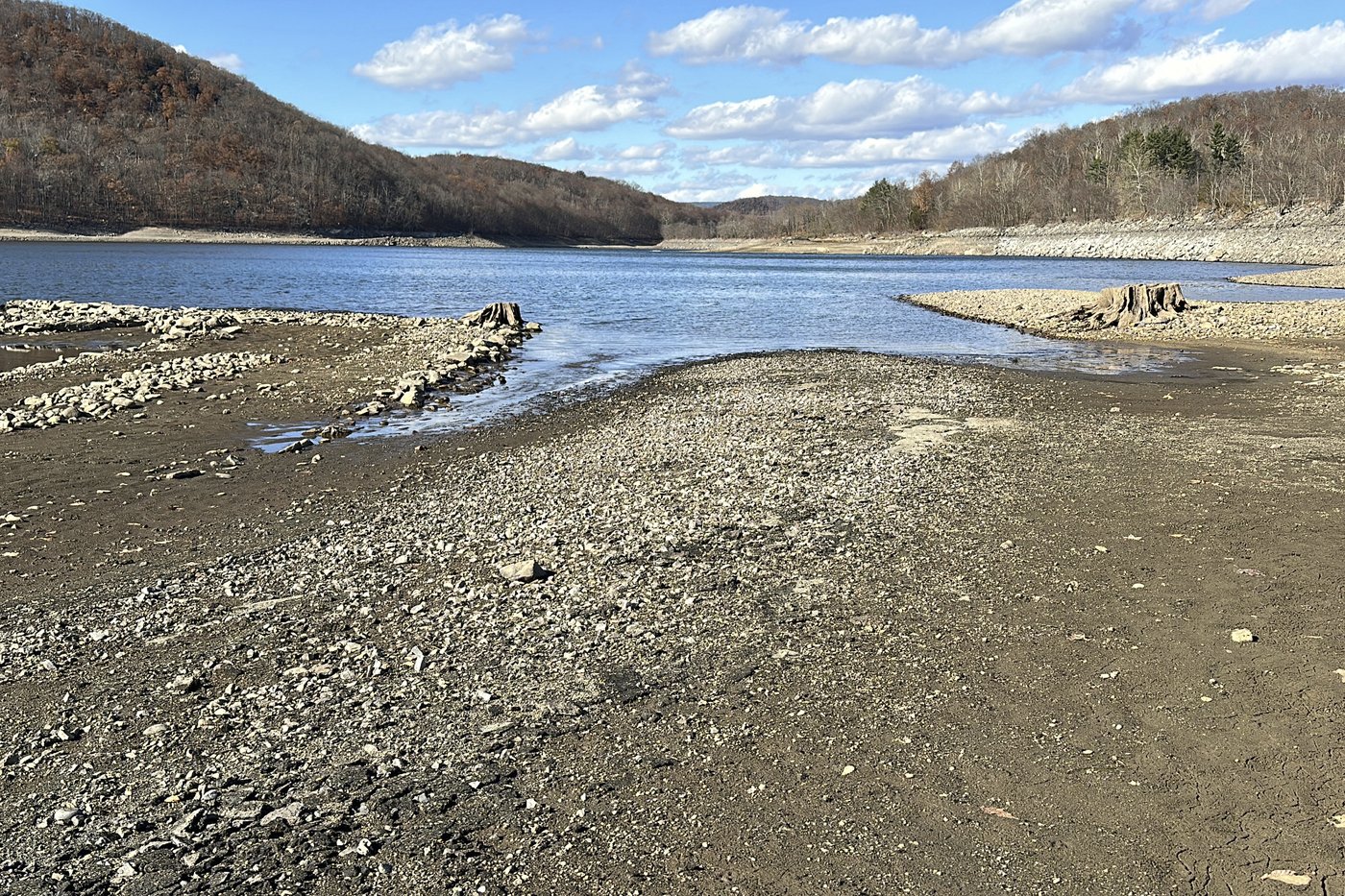 New Jersey will issue a drought warning after driest October ever and as wildfires rage | iNFOnews.ca