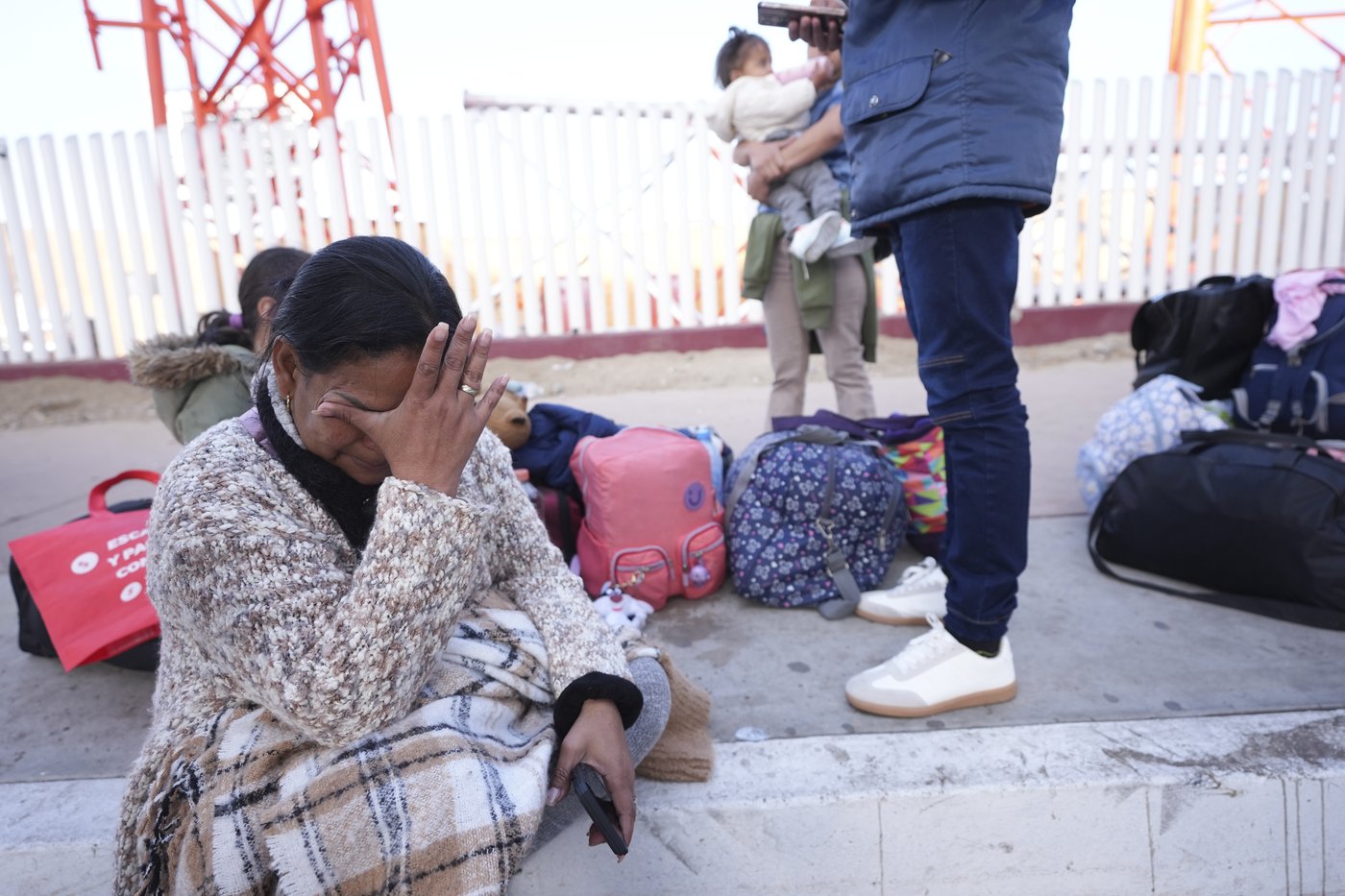 Orders to leave the country - some for US citizens - sow confusion among immigrants | iNFOnews.ca Orders to leave the country - some for US citizens - sow confusion among immigrants | iNFOnews.ca