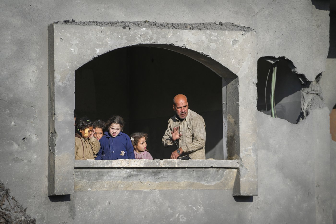 Israeli strikes in Gaza kill at least 22 as Vatican envoy visits Christians for pre-Christmas Mass | iNFOnews.ca Israeli strikes in Gaza kill at least 22 as Vatican envoy visits Christians for pre-Christmas Mass | iNFOnews.ca