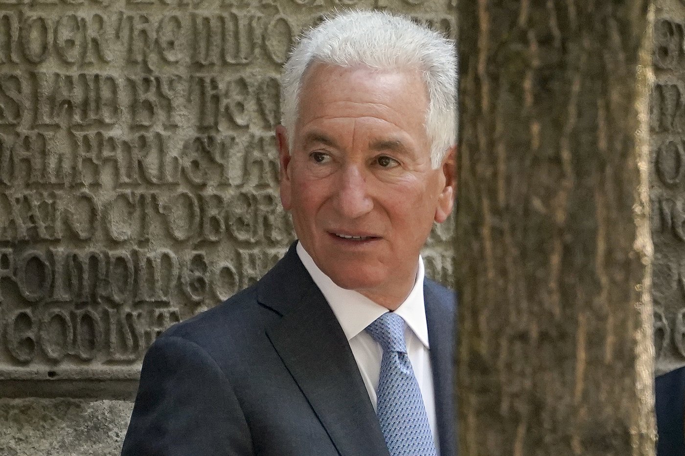 Senate confirms Charles Kushner, father of Trump's son-in-law, as ambassador to France | iNFOnews.ca