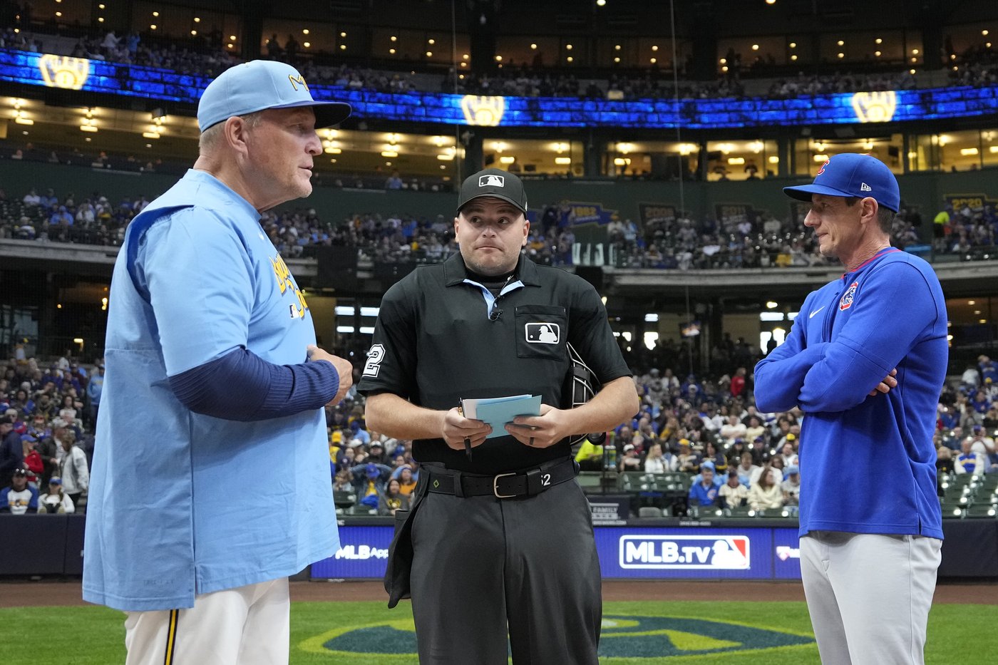 Brewers' Murphy and Cubs' Counsell say they've remained friends even while managing division rivals | iNFOnews.ca