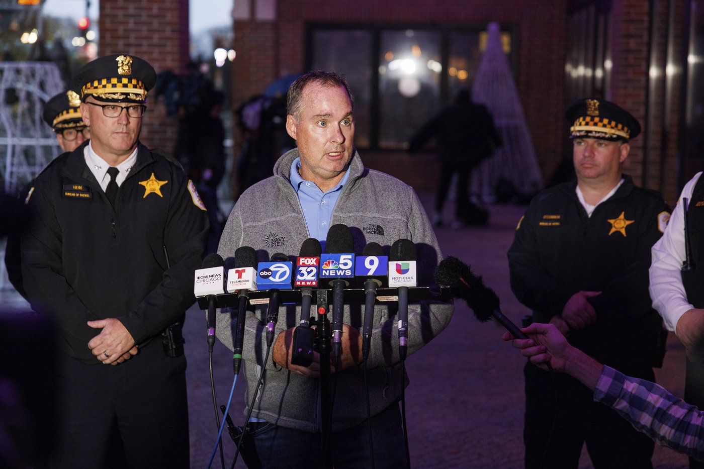Disgruntled fired employee kills two workers at Chicago's Navy Pier, police say | iNFOnews.ca Disgruntled fired employee kills two workers at Chicago's Navy Pier, police say | iNFOnews.ca