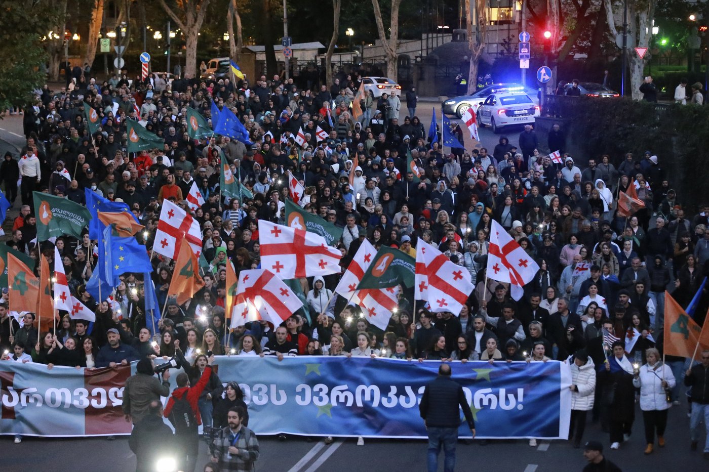 Georgia votes in an election which could take it toward the EU or into Russia's orbit | iNFOnews.ca