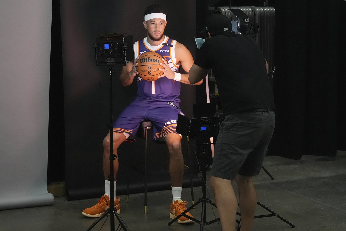 Suns' All-Star trio of Durant, Booker and Beal back for Year 2 with a new coach, supporting cast | iNFOnews.ca Suns' All-Star trio of Durant, Booker and Beal back for Year 2 with a new coach, supporting cast | iNFOnews.ca