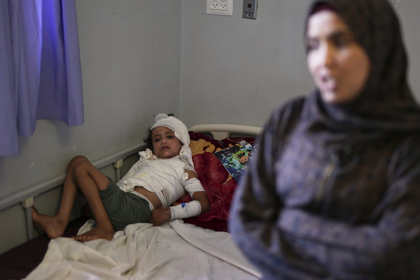 Burn patients face excruciating recovery as medicines dwindle under Israeli blockade of Gaza | iNFOnews.ca