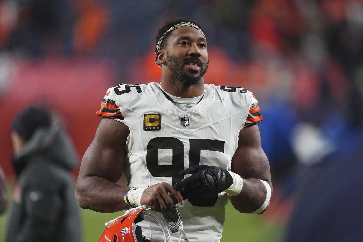 McMillian's pick-6 helps Broncos spoil career nights by Winston and Jeudy and beat Browns 41-32 | iNFOnews.ca McMillian's pick-6 helps Broncos spoil career nights by Winston and Jeudy and beat Browns 41-32 | iNFOnews.ca