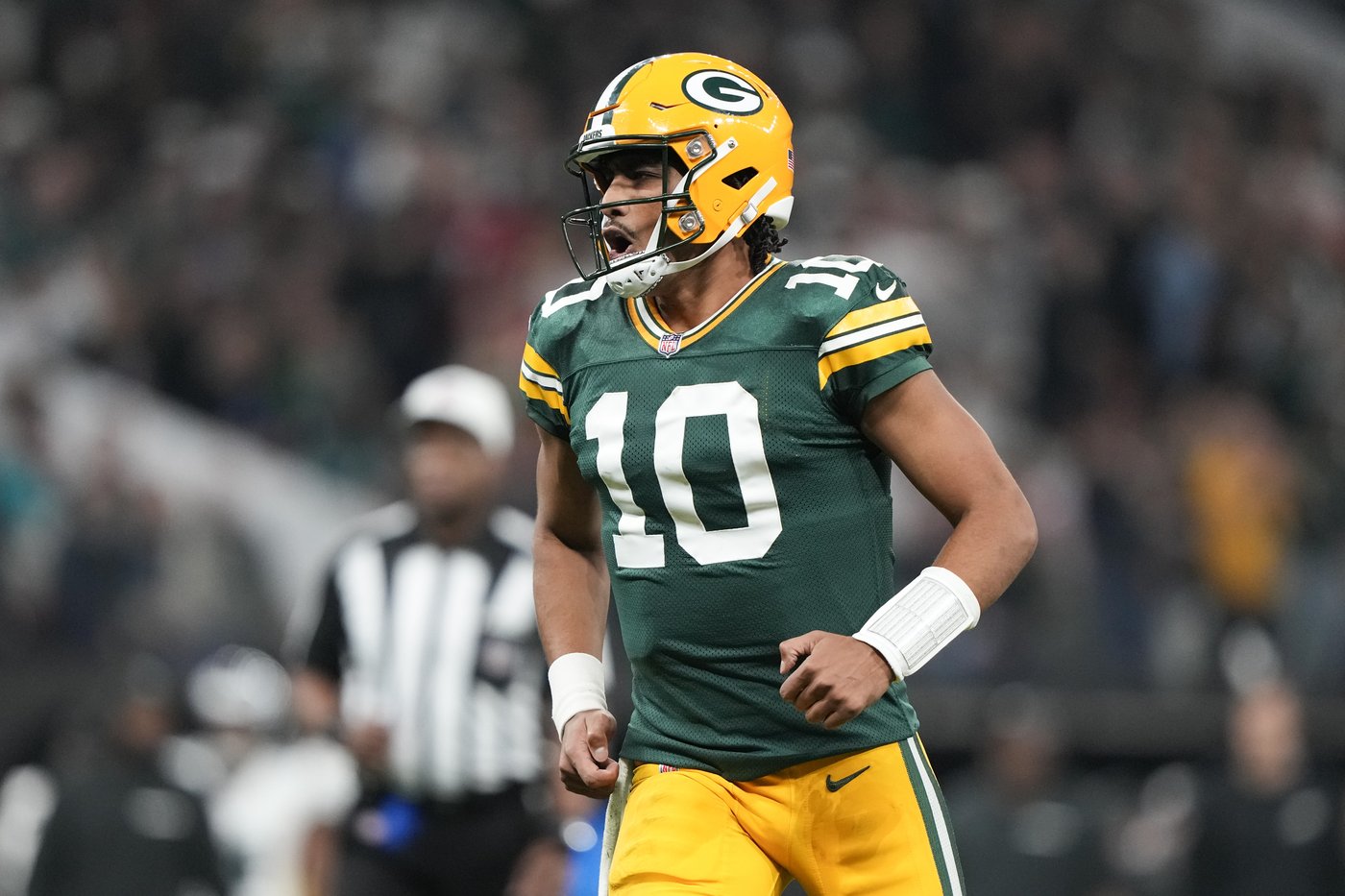 QB Jordan Love questionable for Packers' game Sunday at Tennessee | iNFOnews.ca