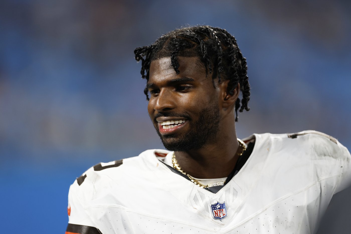 Browns rookie QB Shedeur Sanders sidelined with oblique injury, unlikely to play against Eagles | iNFOnews.ca