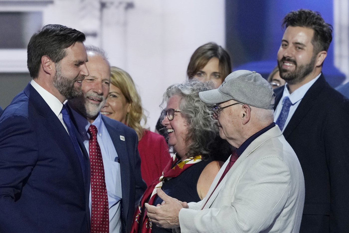 Republican JD Vance’s half brother wants to be Cincinnati's next mayor | iNFOnews.ca Republican JD Vance’s half brother wants to be Cincinnati's next mayor | iNFOnews.ca