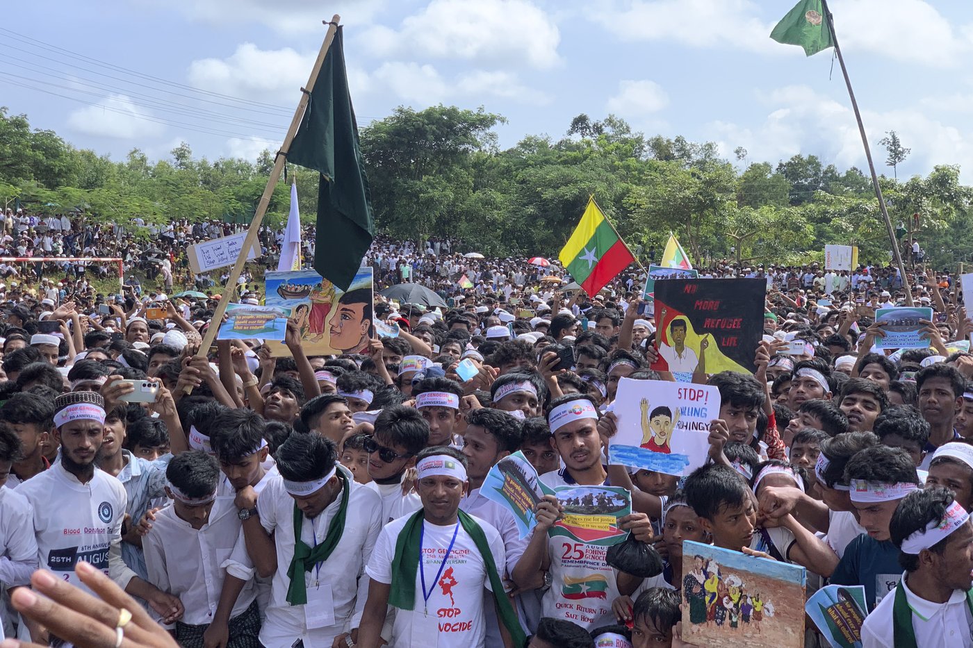 Rohingya refugees in Bangladesh demand safe return to Myanmar on 8th anniversary of exodus | iNFOnews.ca Rohingya refugees in Bangladesh demand safe return to Myanmar on 8th anniversary of exodus | iNFOnews.ca