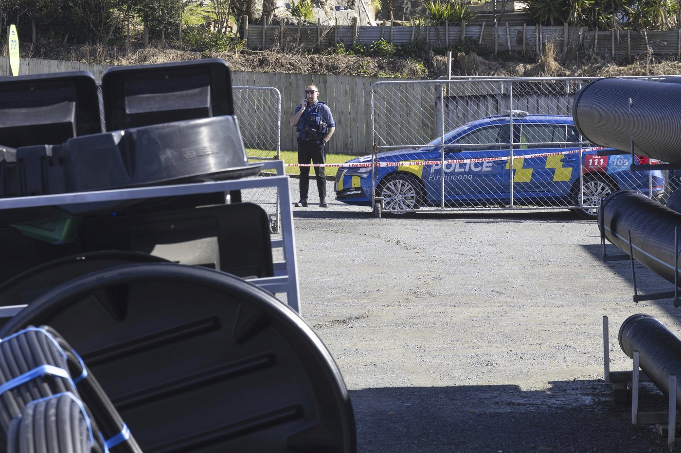 A New Zealand father who evaded authorities with his 3 children for years is shot dead by the police | iNFOnews.ca A New Zealand father who evaded authorities with his 3 children for years is shot dead by the police | iNFOnews.ca