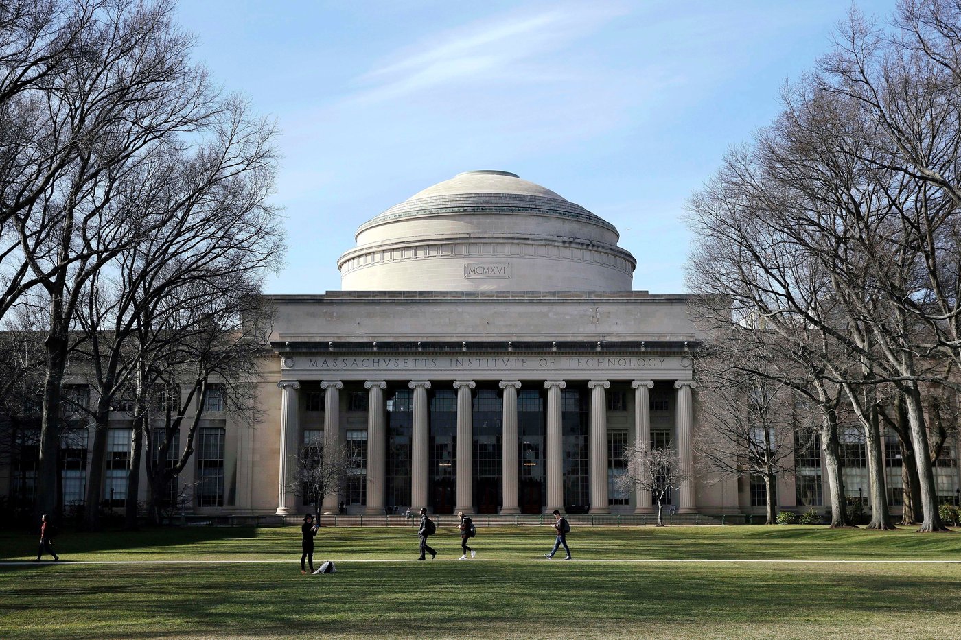 MIT president says she 'cannot support' proposal to adopt Trump priorities for funding benefits | iNFOnews.ca