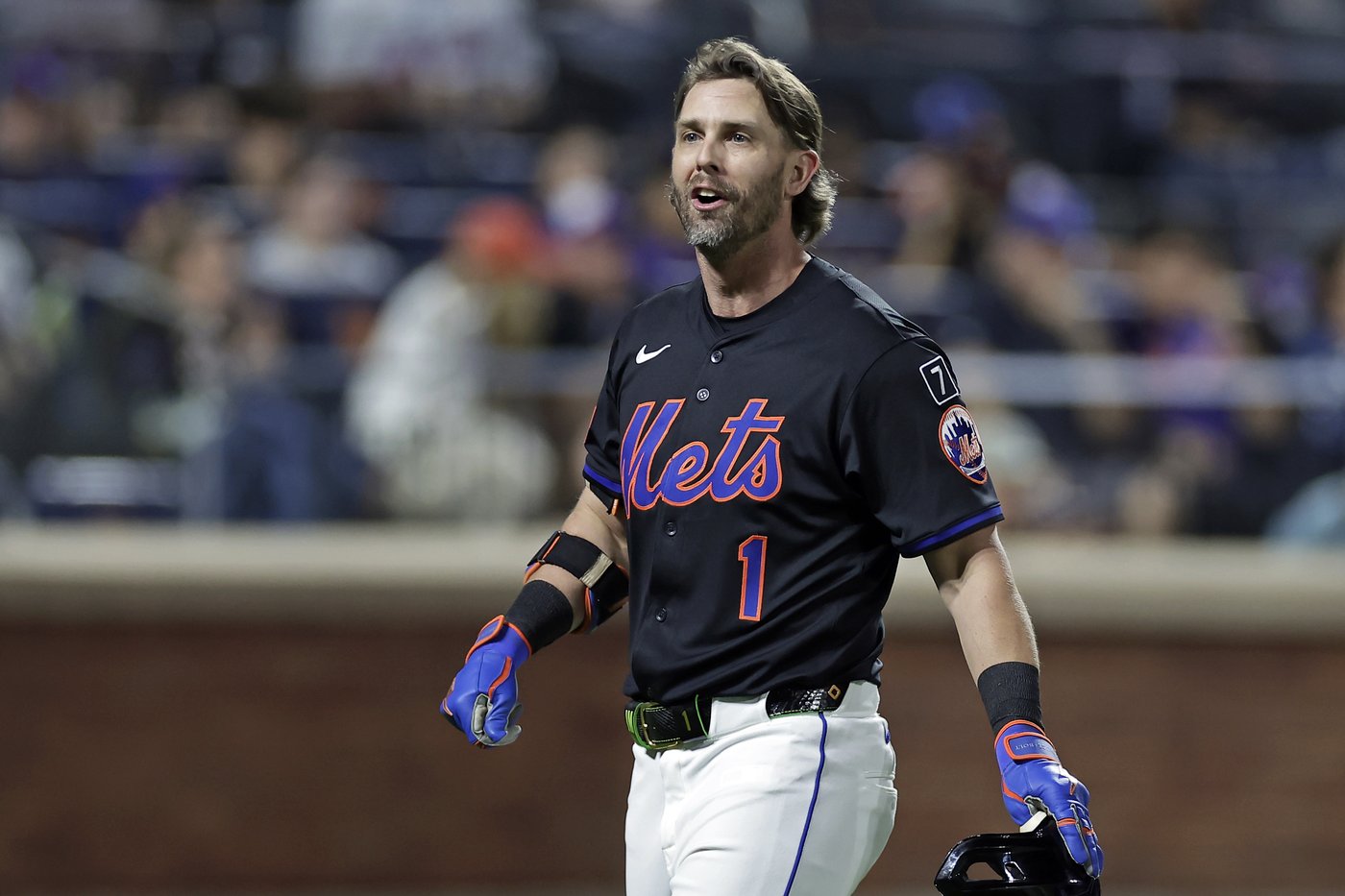 Mets' Jeff McNeil ejected after called third strike from former teammate Jacob deGrom | iNFOnews.ca Mets' Jeff McNeil ejected after called third strike from former teammate Jacob deGrom | iNFOnews.ca