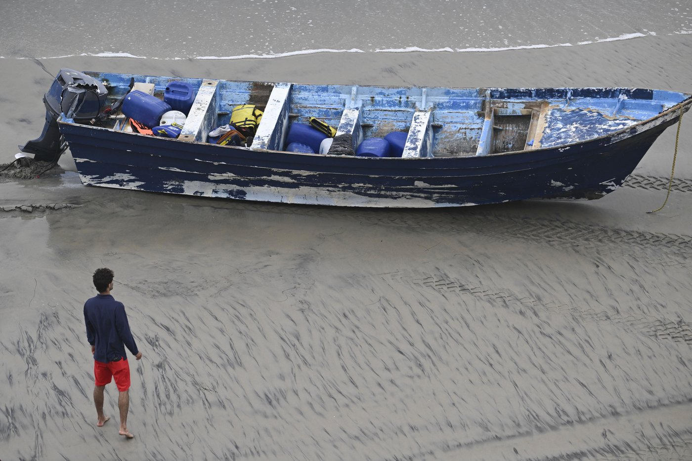 5 people charged after migrant boat capsized, killing 3, including 14-year-old boy from India | iNFOnews.ca