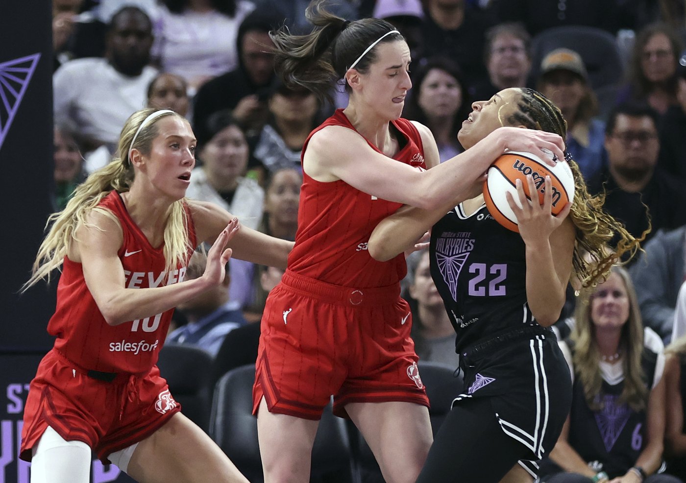Caitlin Clark and Napheesa Collier lead early fan-voting for WNBA All-Star Game | iNFOnews.ca