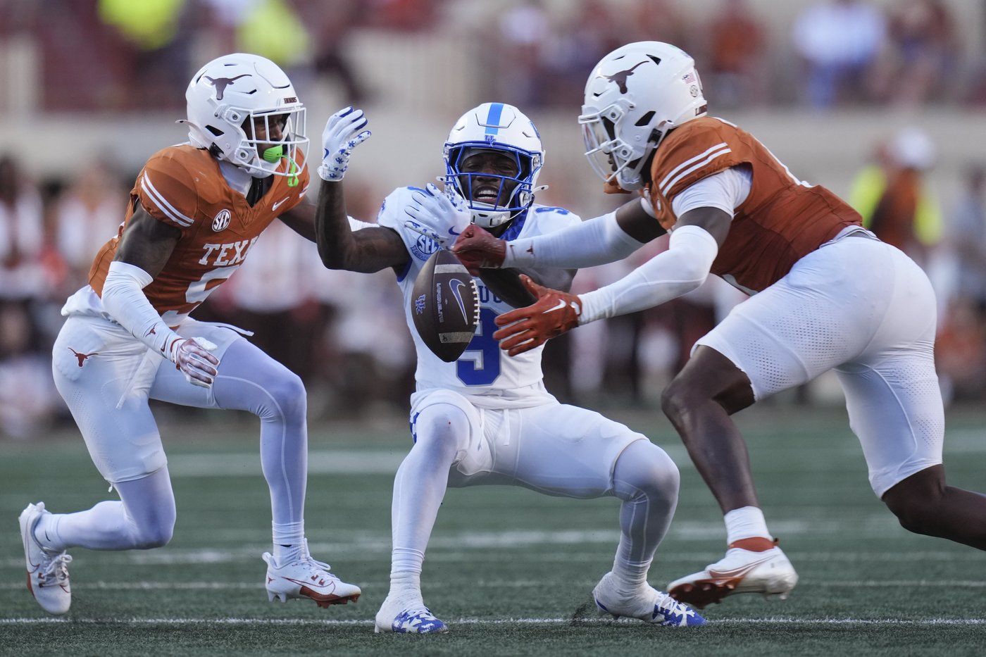 Final week shows expanded Southeastern Conference just means more chaos | iNFOnews.ca Final week shows expanded Southeastern Conference just means more chaos | iNFOnews.ca