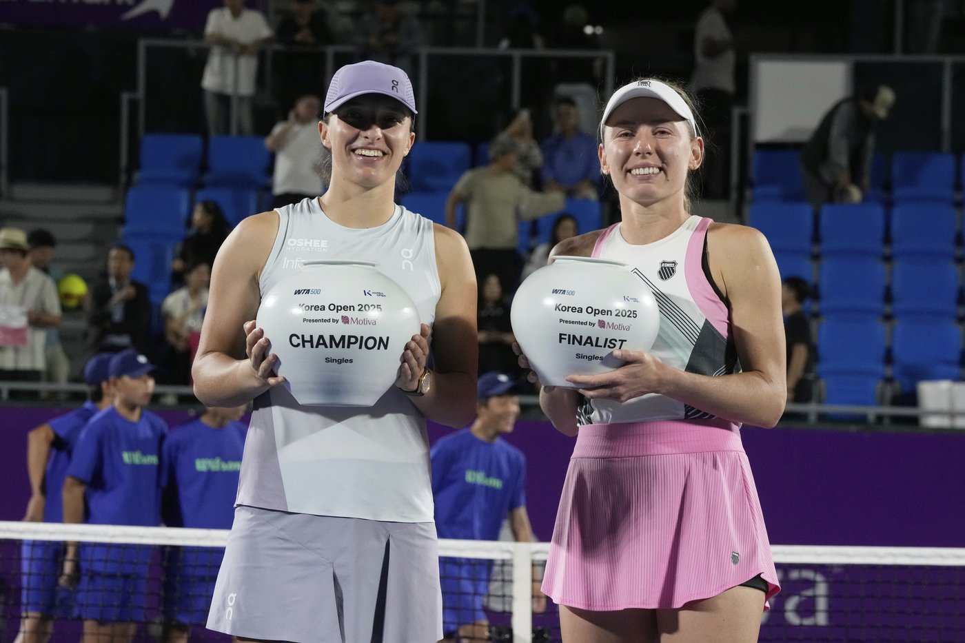 Świątek overcomes serving errors to win Korea Open title against Alexandrova | iNFOnews.ca Świątek overcomes serving errors to win Korea Open title against Alexandrova | iNFOnews.ca