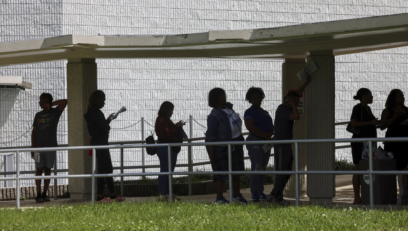 Harris, Obamas and voting rights leaders work to turn out Black voters in run-up to Election Day | iNFOnews.ca