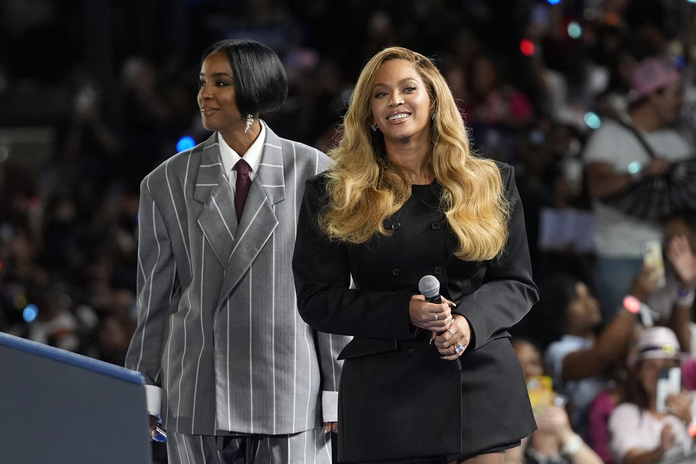 Beyoncé endorses Kamala Harris in joyful speech at Houston rally: 'I'm here as a mother' | iNFOnews.ca Beyoncé endorses Kamala Harris in joyful speech at Houston rally: 'I'm here as a mother' | iNFOnews.ca