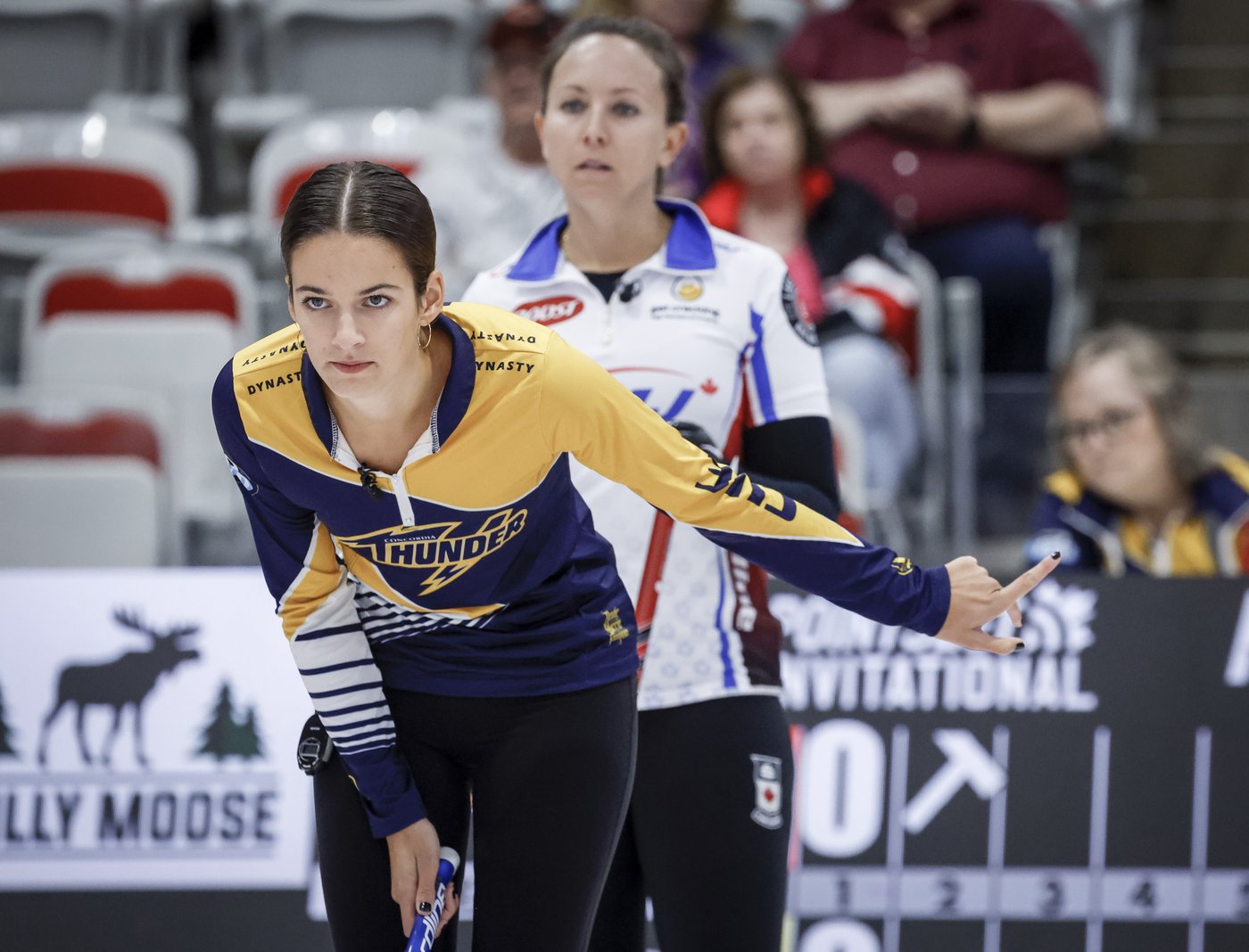 Homan wins, Dunstone upset to kick off curling's PointsBet Invitational | iNFOnews.ca