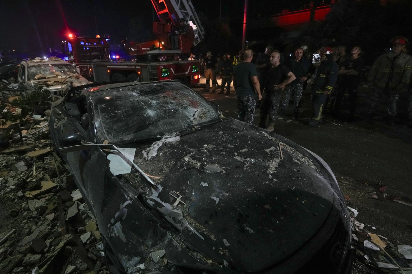 An Israeli airstrike hits central Beirut for the first time in nearly a year of conflict | iNFOnews.ca An Israeli airstrike hits central Beirut for the first time in nearly a year of conflict | iNFOnews.ca