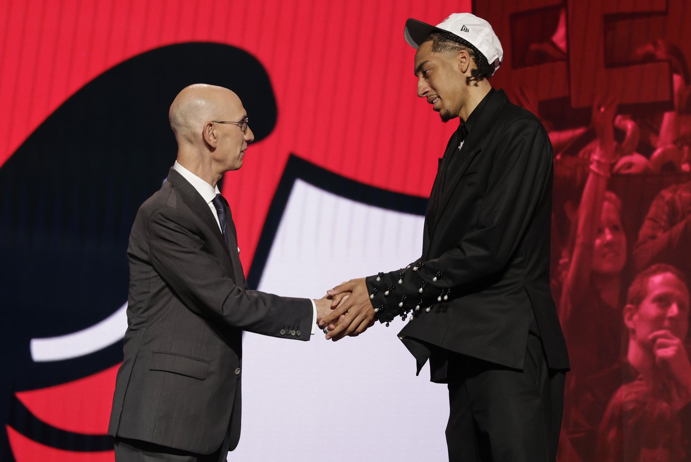 Bulls take 18-year-old Essengue at No. 12. Their Central rivals select older players in 2nd round | iNFOnews.ca Bulls take 18-year-old Essengue at No. 12. Their Central rivals select older players in 2nd round | iNFOnews.ca