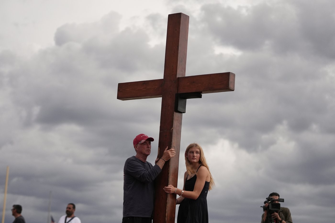 PHOTO COLLECTION: Texas floods leave dozens dead and missing as rescuers search devastated landscape | iNFOnews.ca PHOTO COLLECTION: Texas floods leave dozens dead and missing as rescuers search devastated landscape | iNFOnews.ca