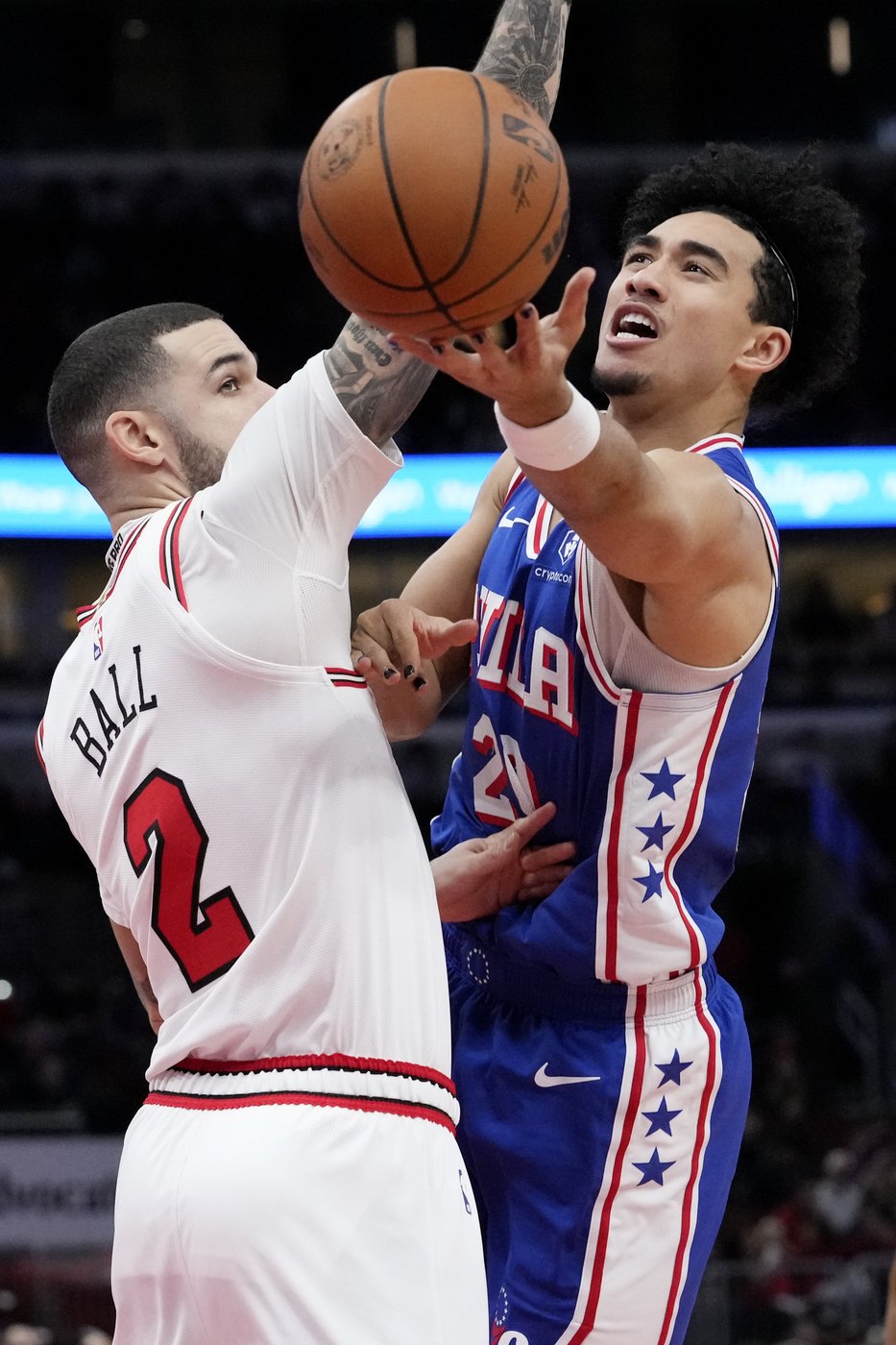 Sixers standout rookie Jared McCain is out indefinitely with a torn meniscus that requires surgery | iNFOnews.ca Sixers standout rookie Jared McCain is out indefinitely with a torn meniscus that requires surgery | iNFOnews.ca