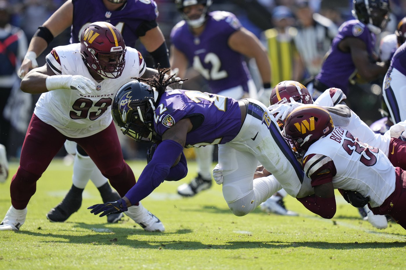 Commanders DT Jonathan Allen expected to miss the rest of the season with a torn pectoral muscle | iNFOnews.ca Commanders DT Jonathan Allen expected to miss the rest of the season with a torn pectoral muscle | iNFOnews.ca