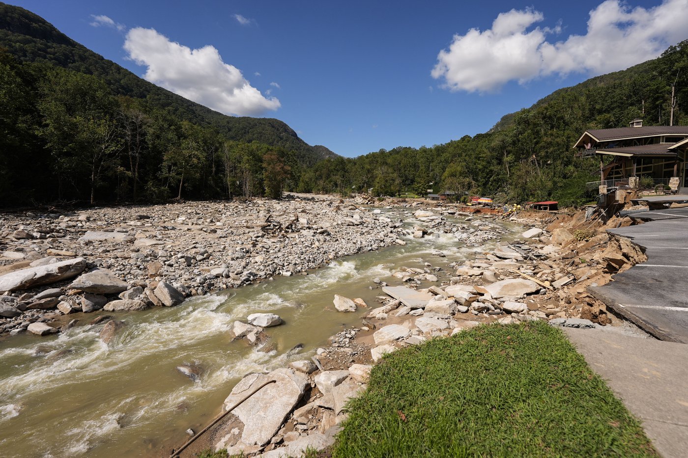 Inside the North Carolina mountain town that Hurricane Helene nearly wiped off the map | iNFOnews.ca Inside the North Carolina mountain town that Hurricane Helene nearly wiped off the map | iNFOnews.ca