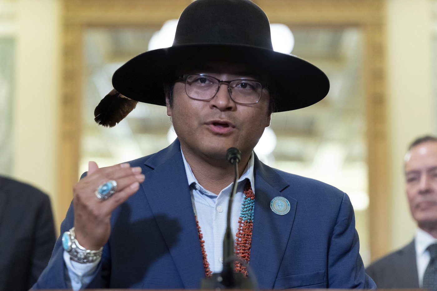 Harassment investigation clears Navajo president and stokes new wave of political upheaval | iNFOnews.ca