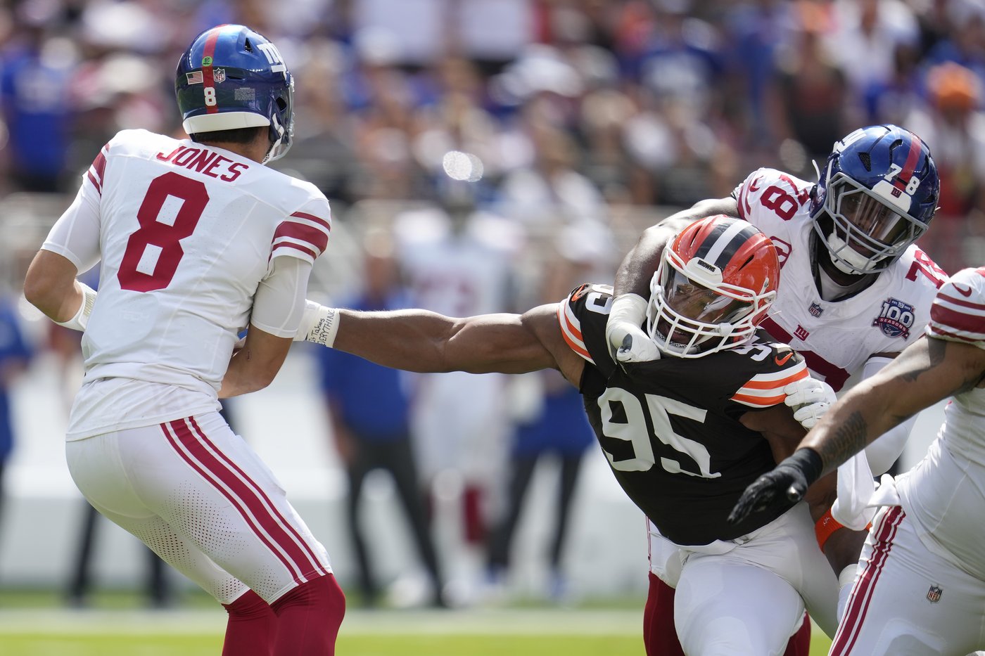 Giants left tackle Andrew Thomas out for the season after surgery on right foot | iNFOnews.ca