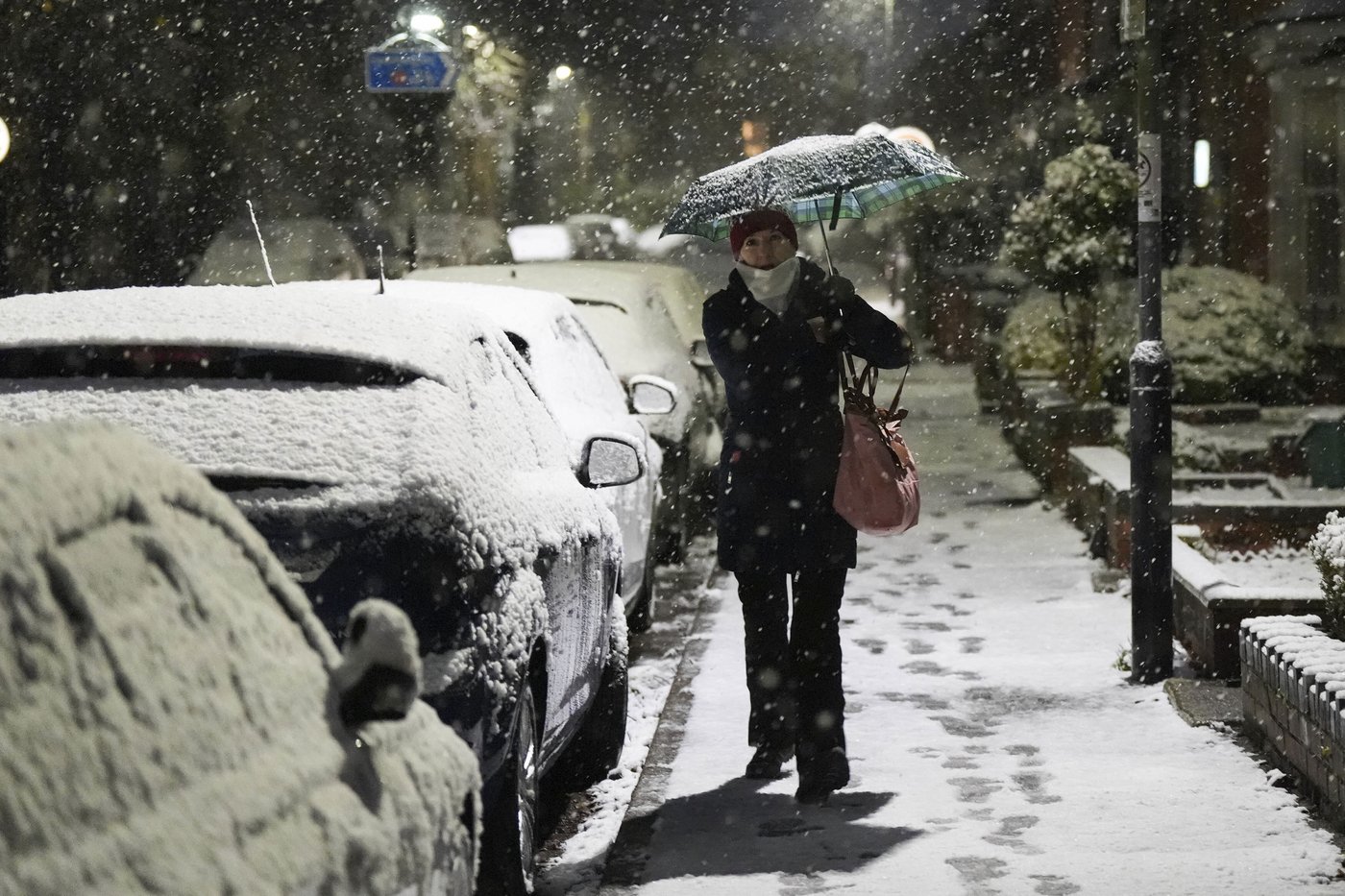 School closures and travel delays as Arctic air brings snow and sleet to parts of the UK | iNFOnews.ca