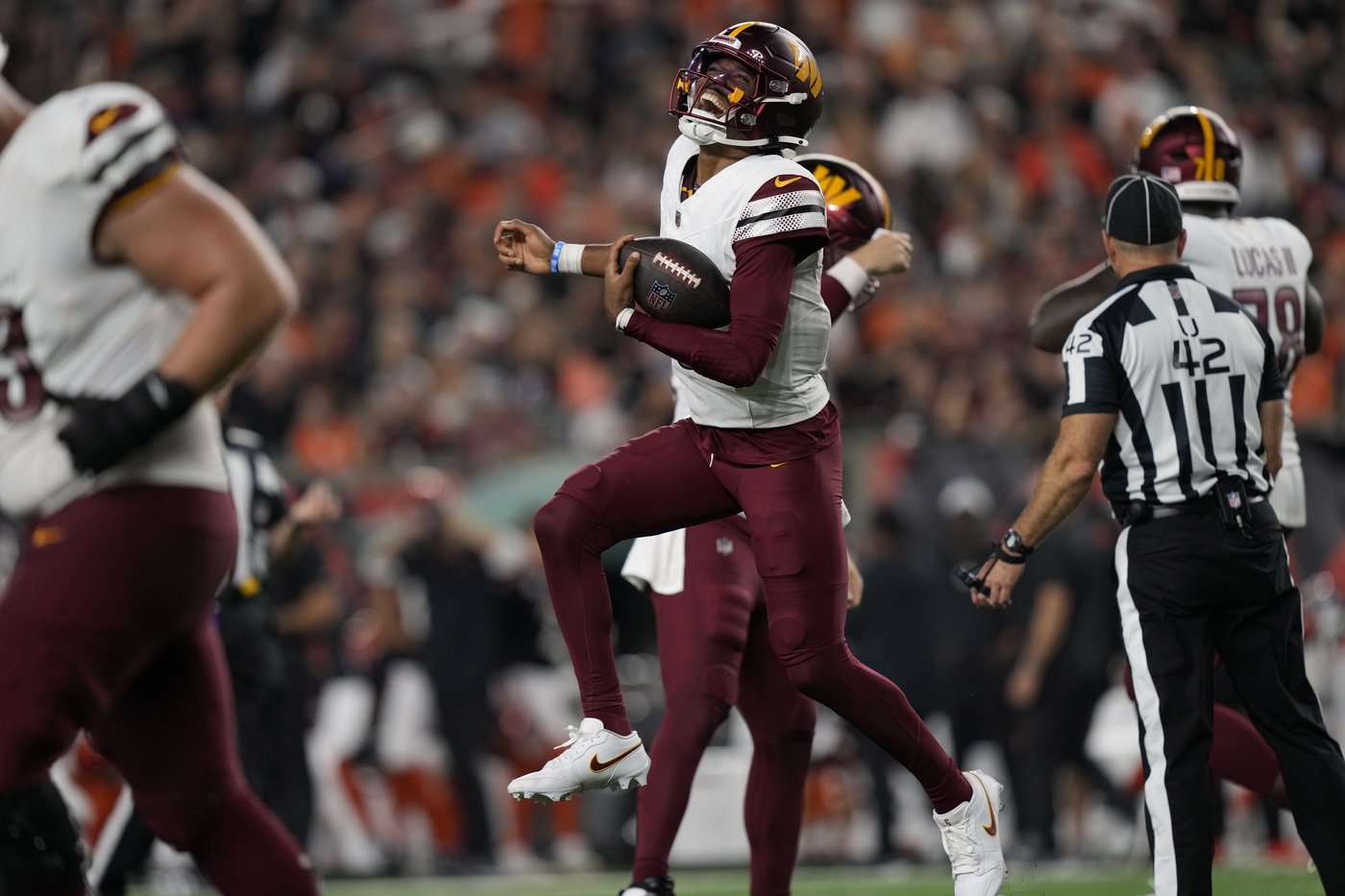 Rookie Jayden Daniels nearly flawless for Commanders in 38-33 win over Bengals | iNFOnews.ca Rookie Jayden Daniels nearly flawless for Commanders in 38-33 win over Bengals | iNFOnews.ca