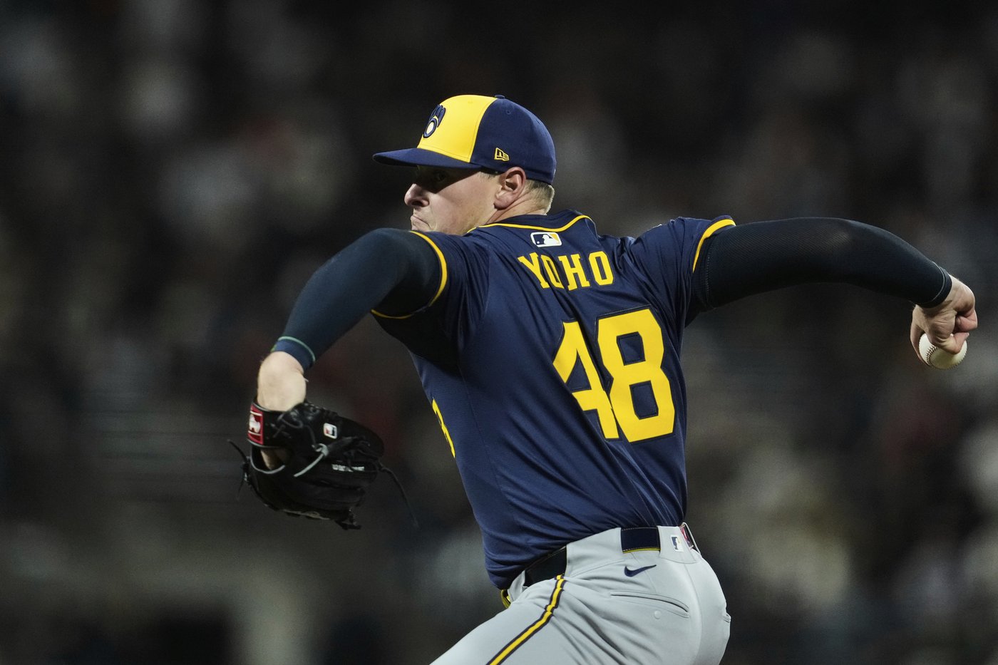 Brewers send right-hander Craig Yoho to minors while calling up Elvin Rodríguez | iNFOnews.ca
