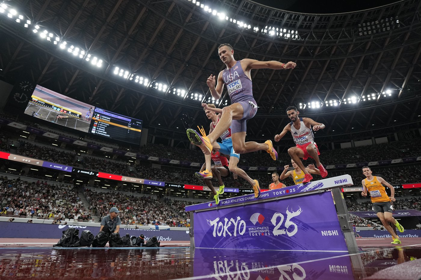 Dan Michalski has persevered -- from Walmart to the track and field world championships | iNFOnews.ca Dan Michalski has persevered -- from Walmart to the track and field world championships | iNFOnews.ca