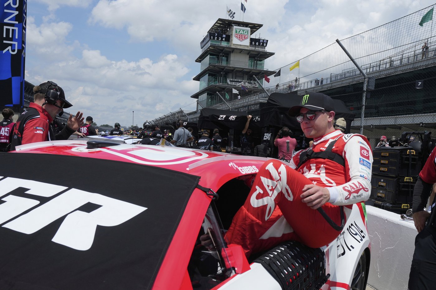 $1 million In-Season Challenge prize sets up the Brickyard 400 for split-screen racing | iNFOnews.ca