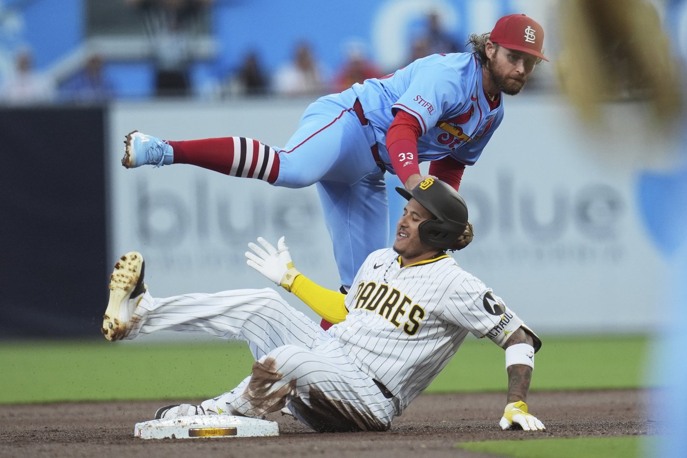 Brendan Donovan out of Cardinals lineup against Cubs with groin tightness | iNFOnews.ca