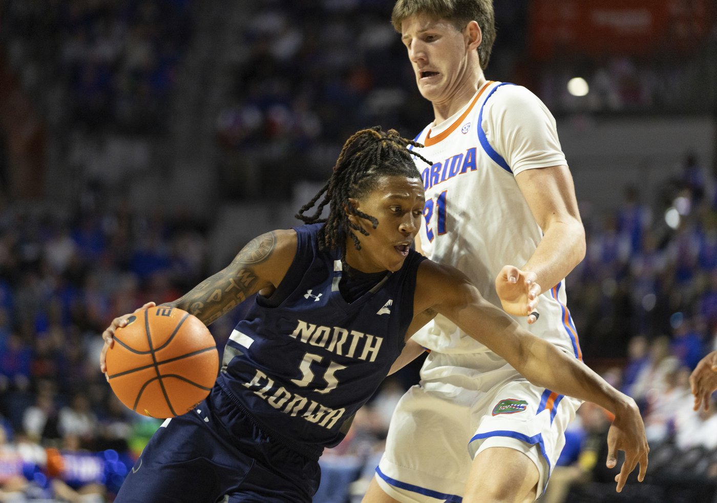 Richard scores a career-high 26 and helps No. 7 Florida beat UNF 99-45 to reach 12-0 | iNFOnews.ca
