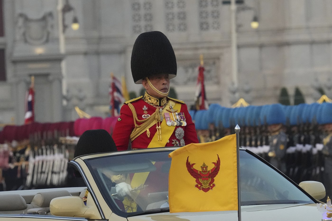 A rare ceremony in Thailand marks the king's auspicious 72nd birthday | iNFOnews.ca