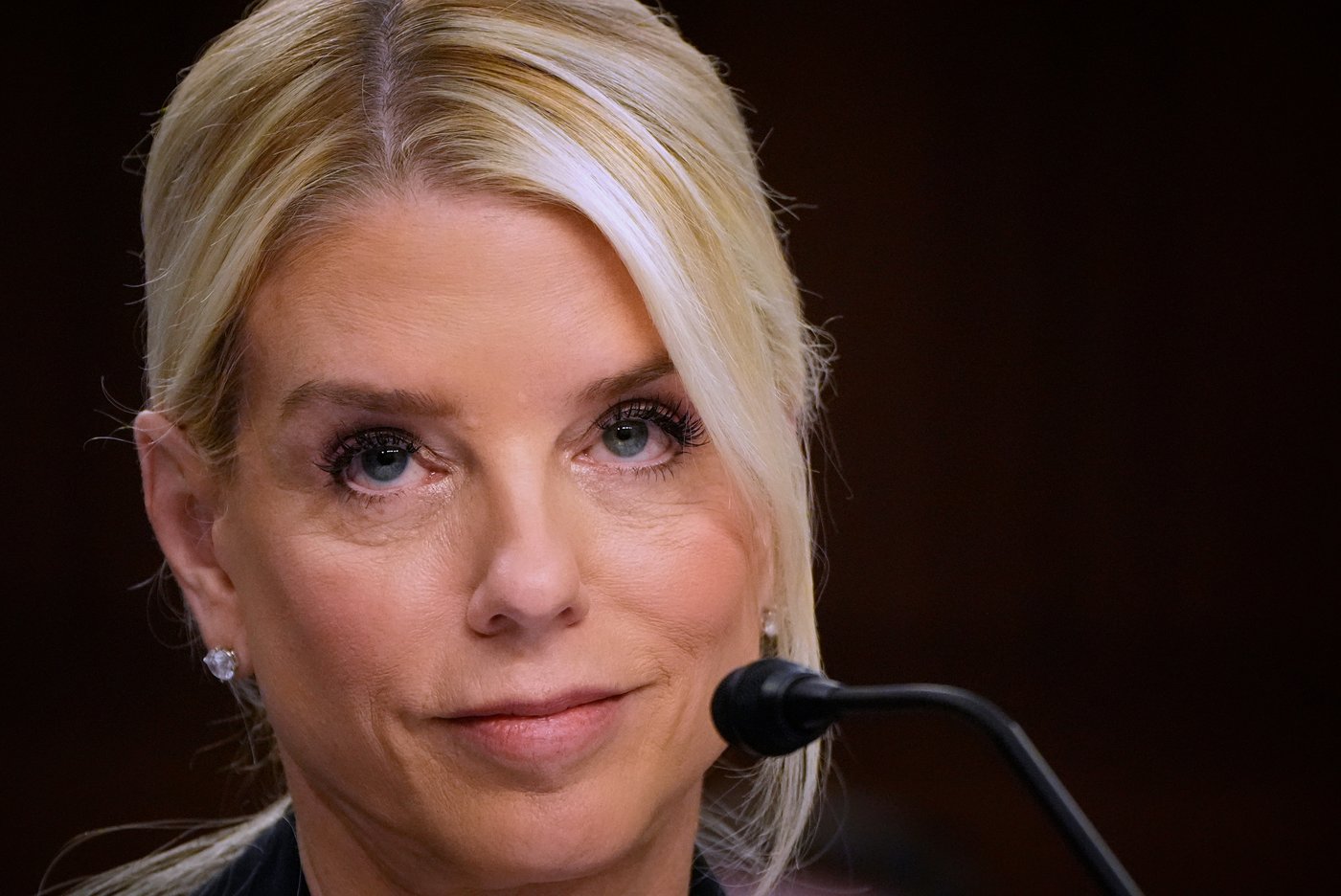 Bondi dodges questions as she clashes with Democrats over claims she's weaponized Justice Department | iNFOnews.ca Bondi dodges questions as she clashes with Democrats over claims she's weaponized Justice Department | iNFOnews.ca