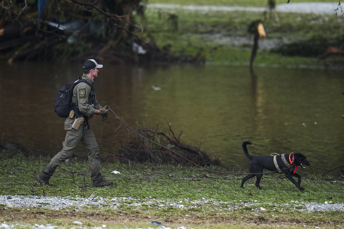 PHOTO COLLECTION: Texas floods leave dozens dead and missing as rescuers search devastated landscape | iNFOnews.ca PHOTO COLLECTION: Texas floods leave dozens dead and missing as rescuers search devastated landscape | iNFOnews.ca