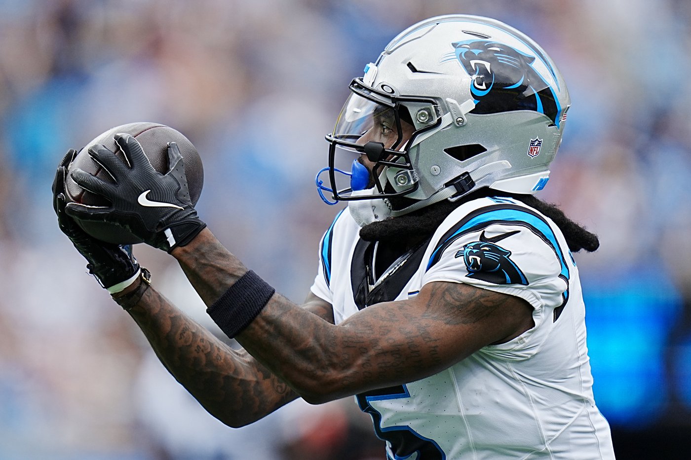WR Diontae Johnson not worrying about trade rumors, would prefer to stay with the Panthers | iNFOnews.ca WR Diontae Johnson not worrying about trade rumors, would prefer to stay with the Panthers | iNFOnews.ca