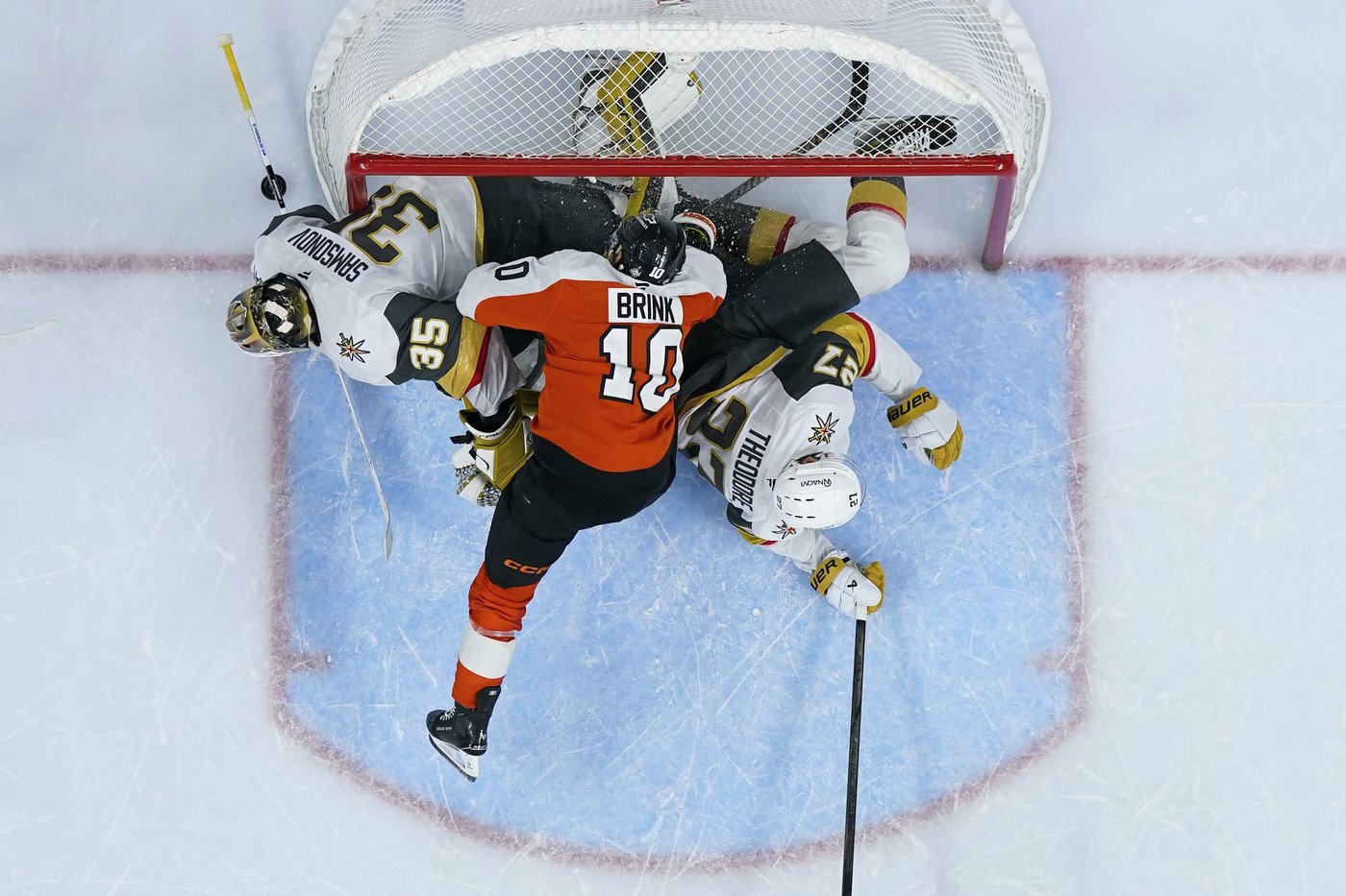 Eichel scores shootout winner as Golden Knights top Flyers 5-4 | iNFOnews.ca Eichel scores shootout winner as Golden Knights top Flyers 5-4 | iNFOnews.ca